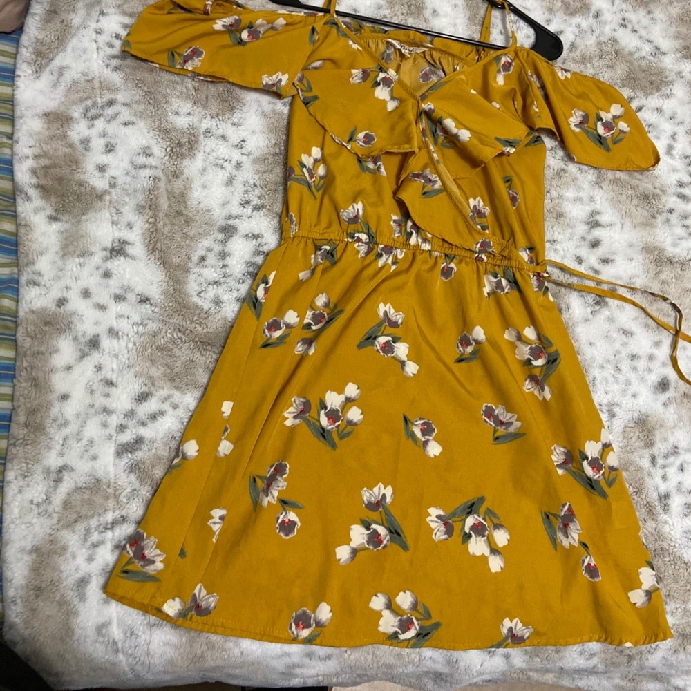 Yellow sun dress